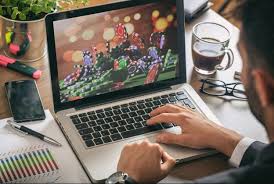 Experience Thrills Play Crash with Friends for Ultimate Fun!